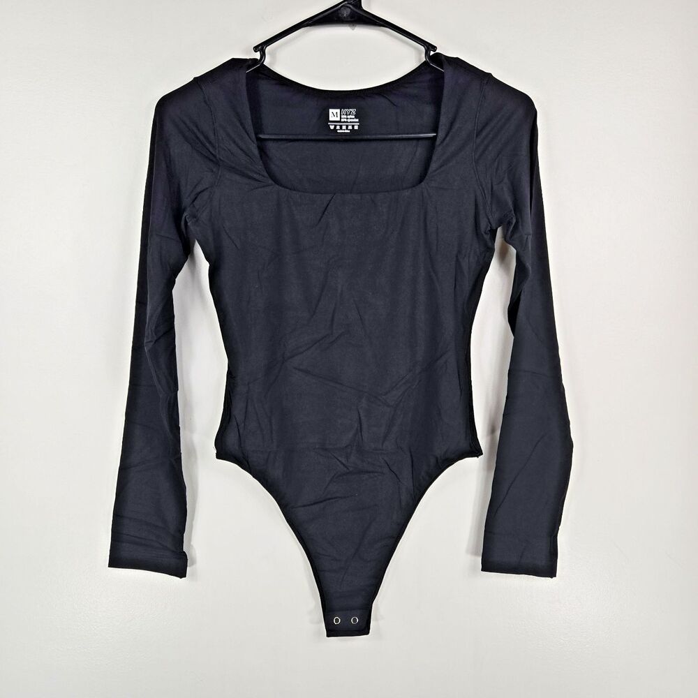 HYZ Women's Size Medium Black‎ Long Sleeve Bodysuit Square Neck NWOT